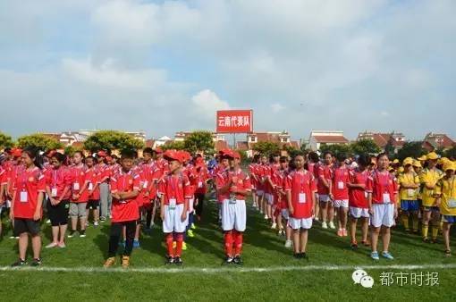 最牛足球夏令营走进云南校园营员有机会到秦皇岛参赛出国培训