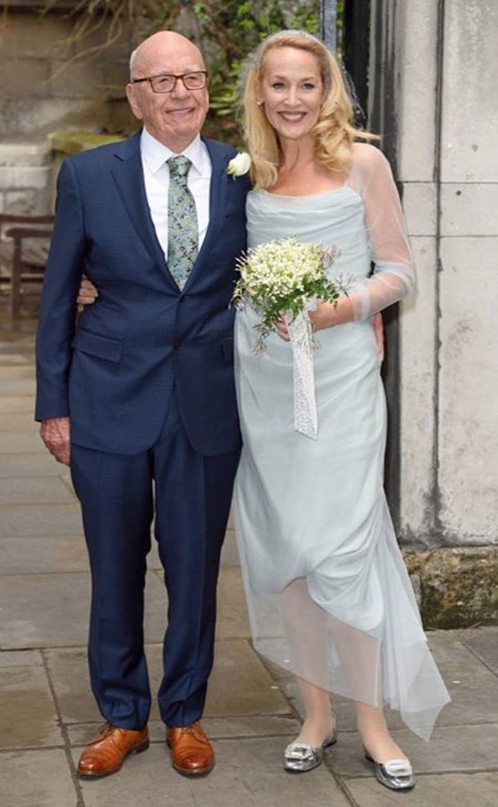 娱乐圈的虐狗行为,娱乐圈虐狗事件