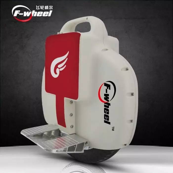 融资1000万他的4轮平衡车5.5kg转弯灵活度80%流水累计9千多万