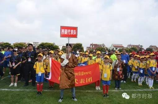 最牛足球夏令营走进云南校园营员有机会到秦皇岛参赛出国培训