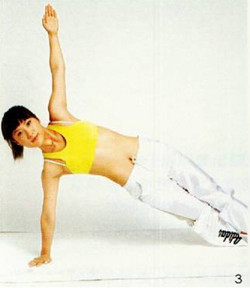 小肚子太大夏天怎么穿搭,小肚子很大有什么办法解决