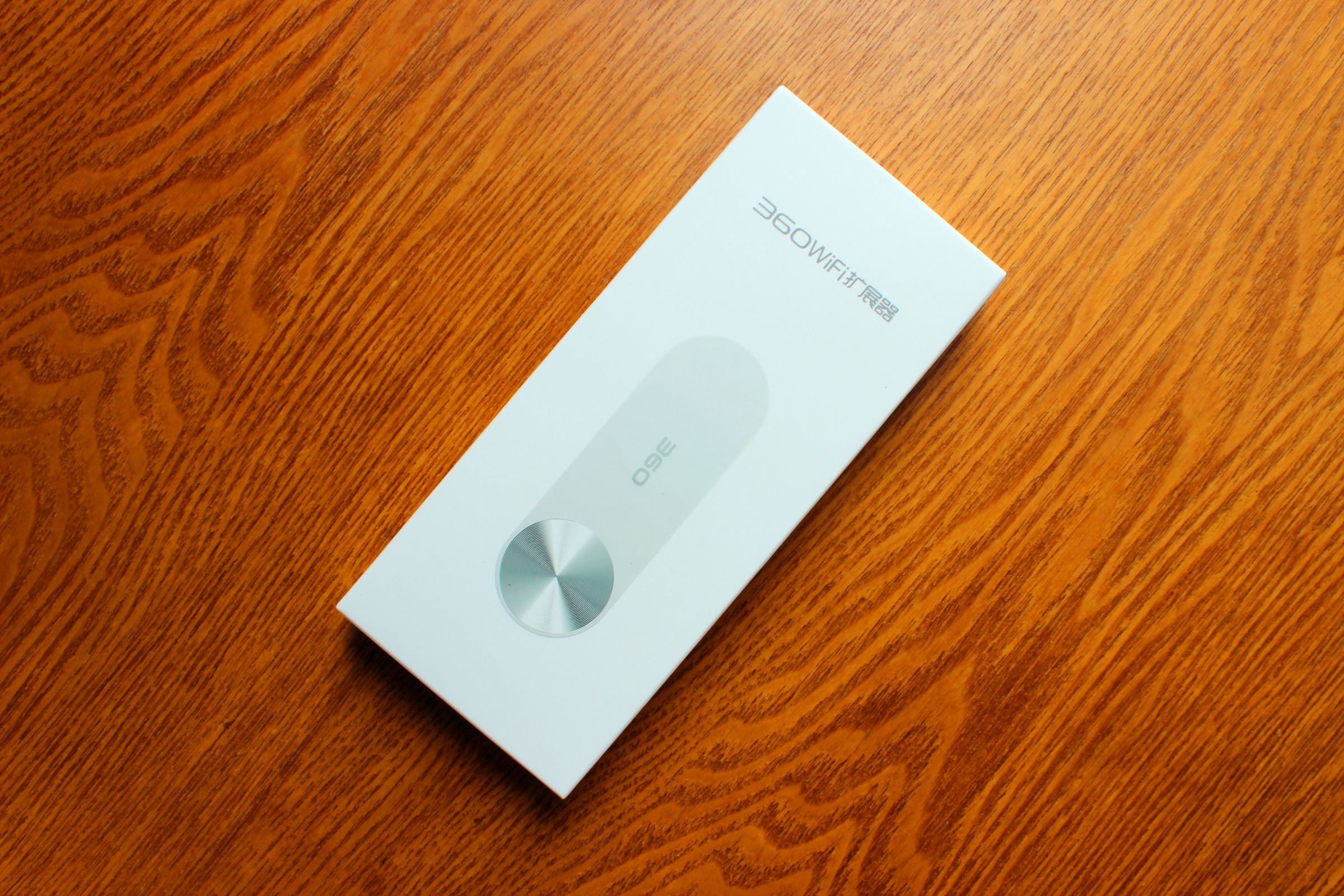 360wifi扩展器r2测评视频,360r2wifi扩展器开箱