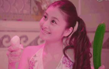 这个小吃货,萌哭了