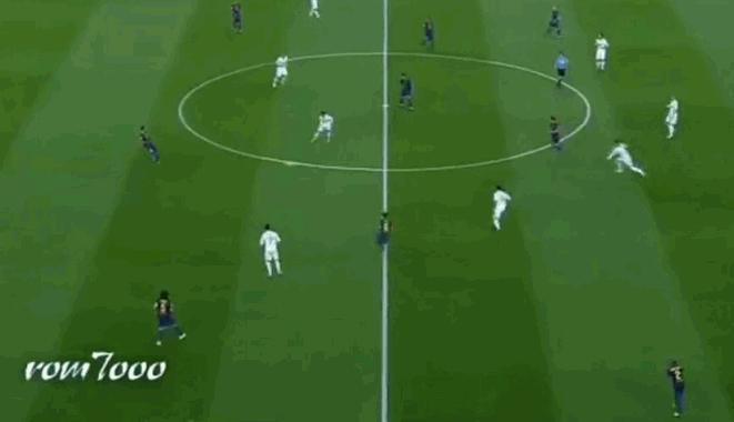 拉莫斯皮克中卫,现役足坛十大中卫拉莫斯皮克