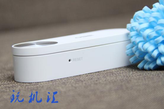 给信号充值360WiFi扩展器让家里的wifi不留死角