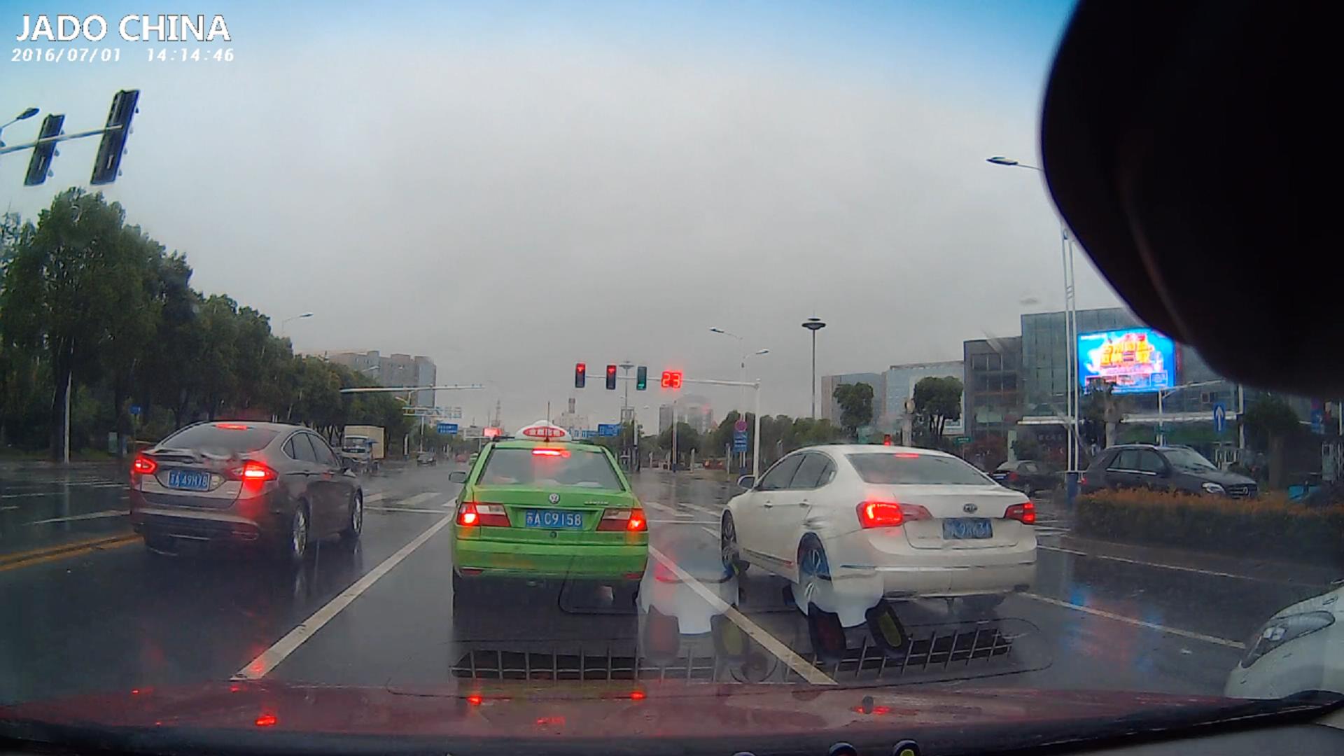 360美猴王行车记录仪,360记录仪美猴王版一代