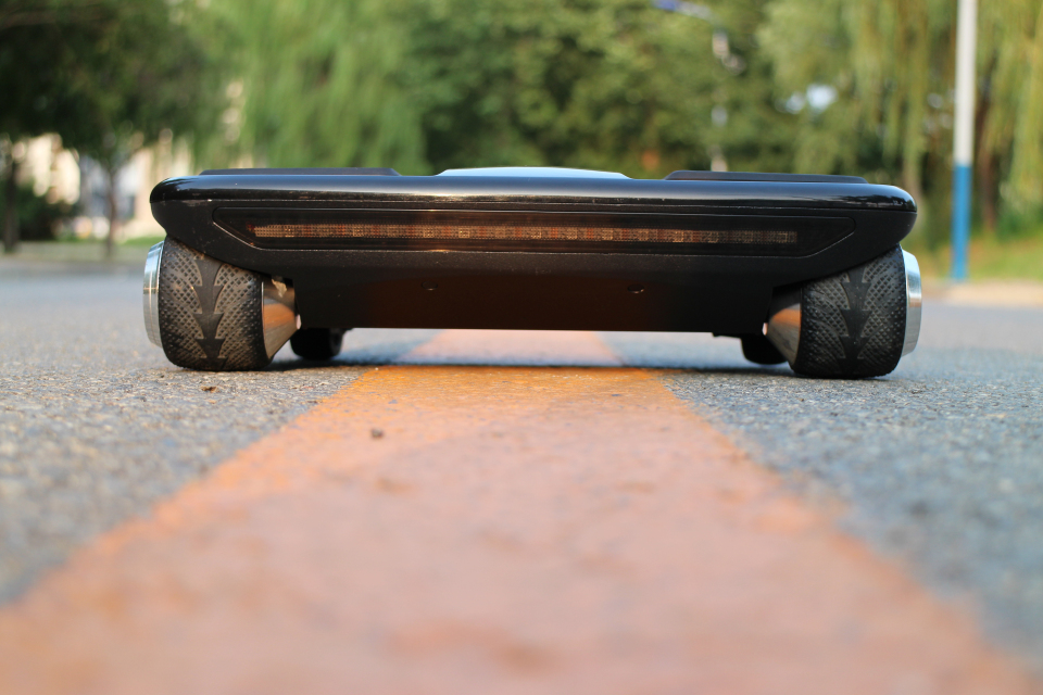 漫步云端-飞轮威尔小i体感车体验评测