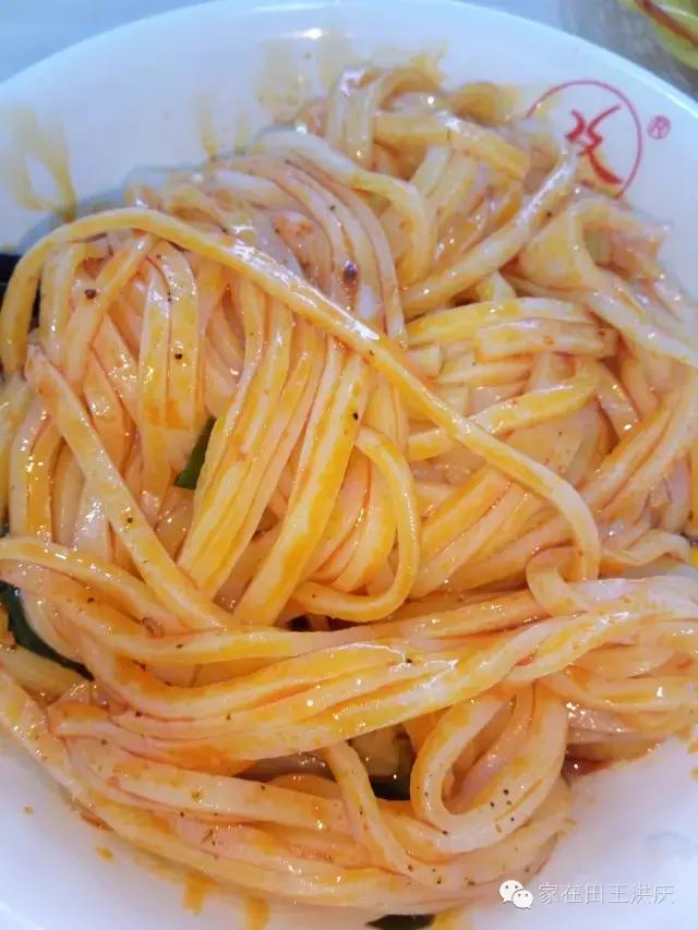 舌尖上的田王洪庆：走进灞桥洪庆十字的薛昌利凉皮店