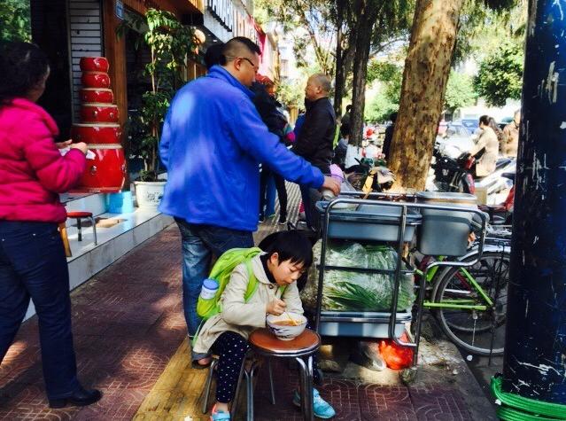 昆明最火网红卤面馆,昆明大观楼附近好吃卤面