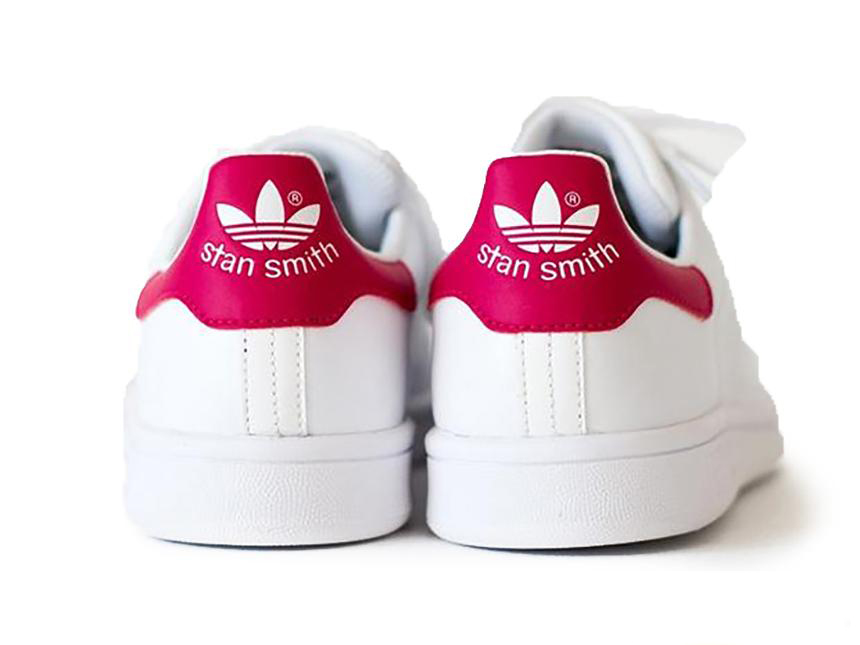 喏,你要的小白鞋都在这儿了