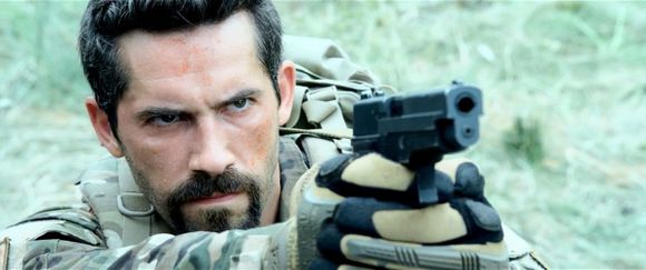 战争电影中的经典枪械,电影战狼中的一些枪械