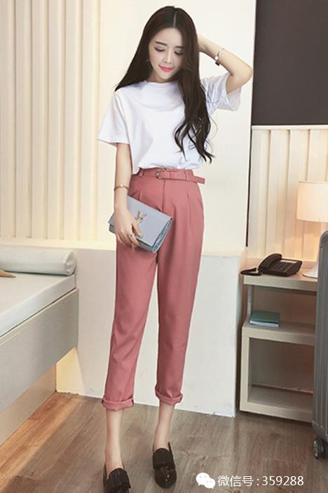 快来吧!和时尚达人们一起玩转这个清凉的夏天了