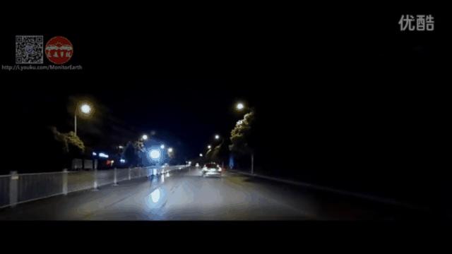 这个小吃货,萌哭了