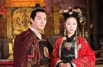 霍建华林心如婚纱照高清,林心如与霍建华婚纱照