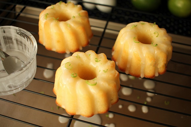 鏌犳浼樻牸,鏌犳閰稿ザ绯栭湝铔嬬硶