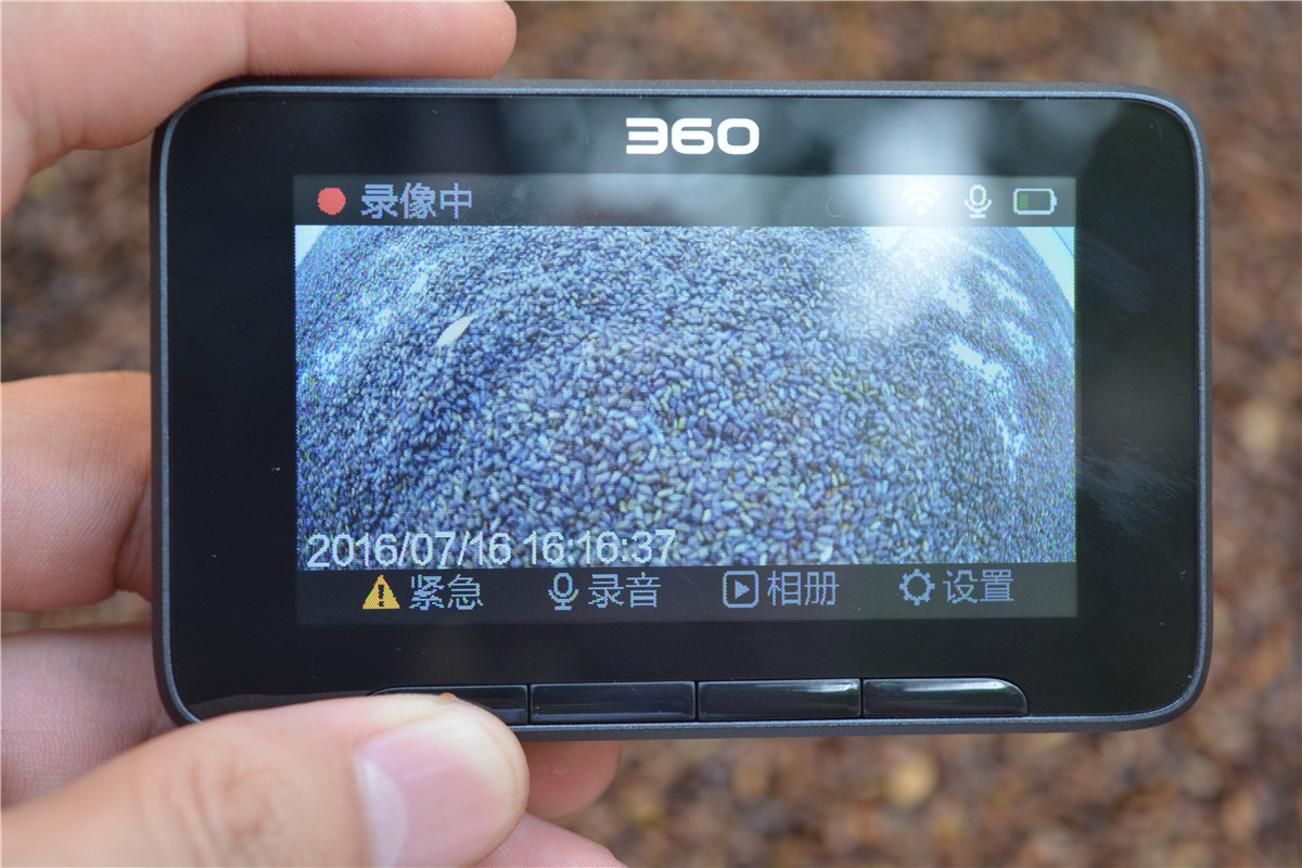 360行车记录仪有卡和无卡,360行车记录仪二代和一代的区别