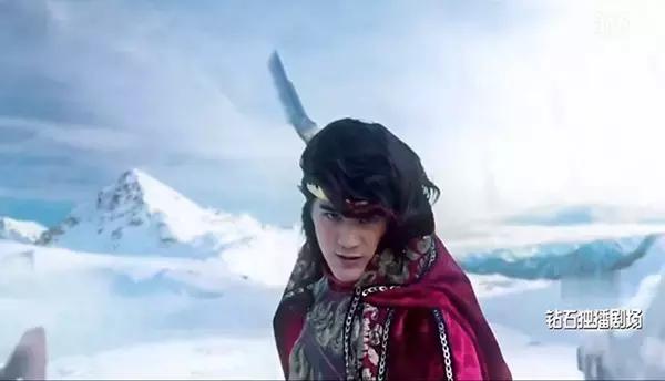 除了美瞳和发套,《幻城》就剩下幻觉了