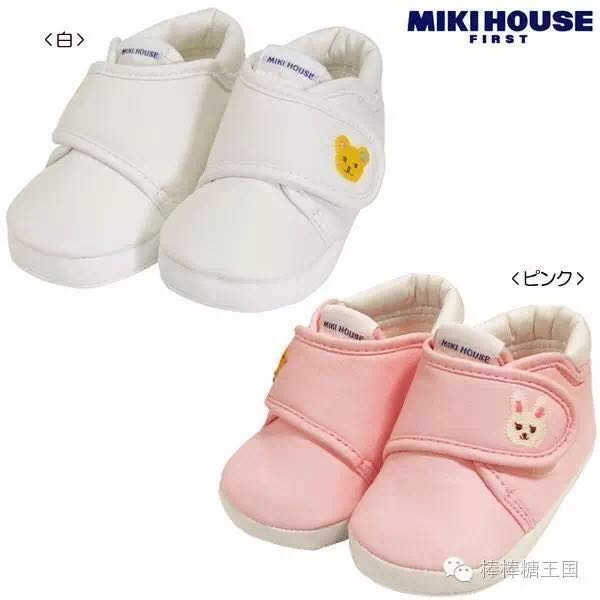 宝宝买鞋要选后跟硬的吗,宝宝买鞋是要买大点好还是刚好