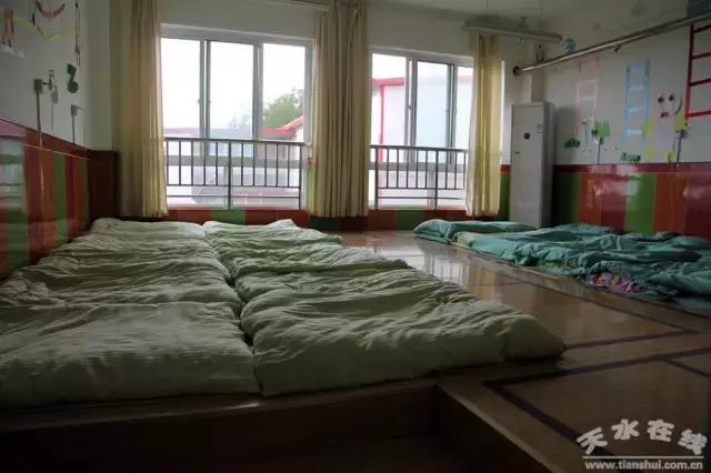 閲戝北闀囦紭璐ㄥ辜鍎垮洯,閲戝北闀囦腑蹇冨辜鍎垮洯