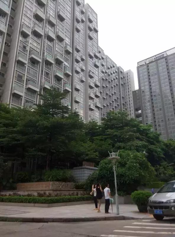 华成变华阳学位有盘暴涨400万（实探天河北10盘涨价虚实）