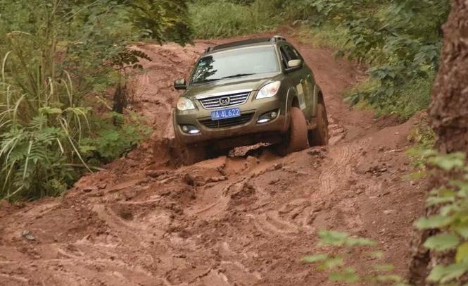 驭胜两驱和四驱哪个好,驭胜两驱改四驱还是加锁好