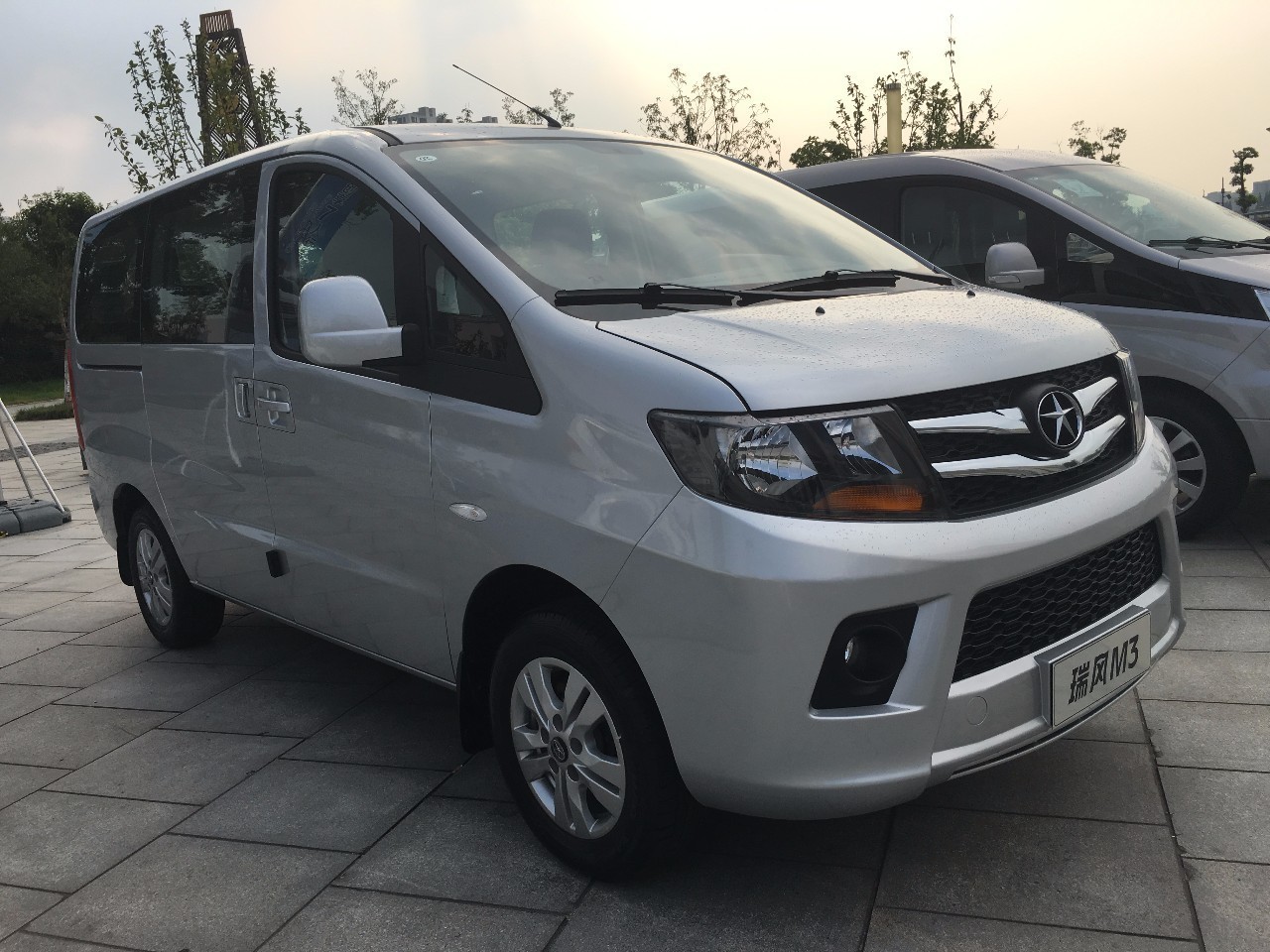 瑞风m3拉货有必要买高配吗,瑞风m3的春天到了