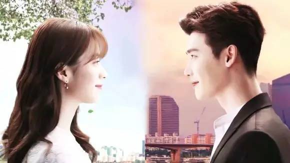 女主穿越到李钟硕演的韩剧里,李钟硕穿越到漫画世界上