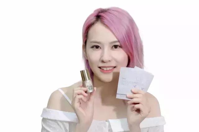 还不美白你黑得像炭是想出来见鬼吗?