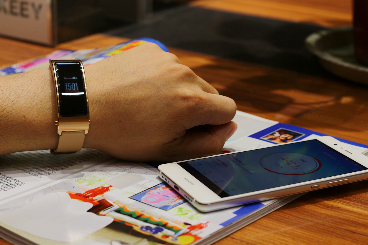 华为手环b3详解,华为手环b3一般维持多久