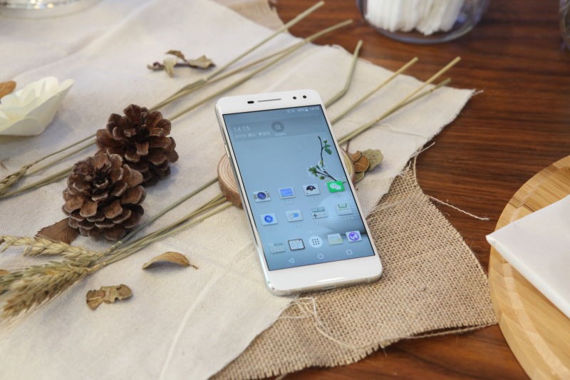 更贴近生活!TCL750帮你给宝宝拍照记录成长每一刻