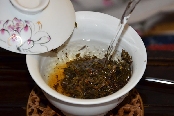 夏颖说茶：老茶简体云青饼历史及口感介绍