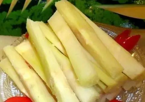 气血足面色白皙红润,气血不足吃什么食物能补足