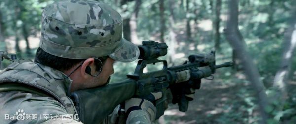 战争电影中的经典枪械,电影战狼中的一些枪械