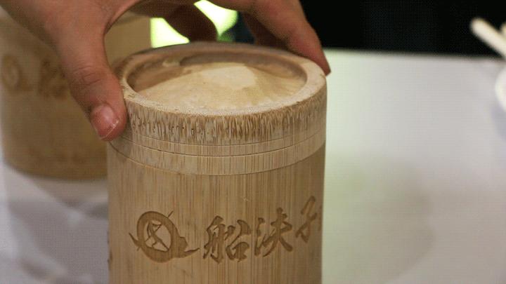 这艘巨型渔船终于驶入泉州，鱼控们上船后已经失控！