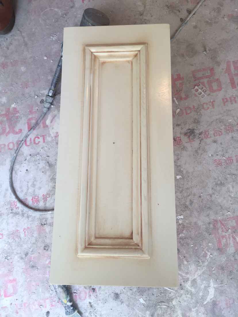 免漆板耐用还是喷漆板耐用,打衣柜到底是免漆板好还是喷漆好