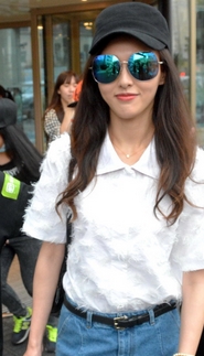 被镜头抓拍明星众生相,镜头抓拍明星微表情有多尴尬