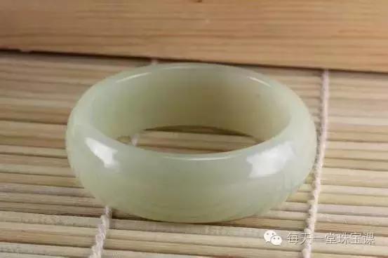 几百块钱的羊脂白玉,几百块钱的羊脂玉是真的吗