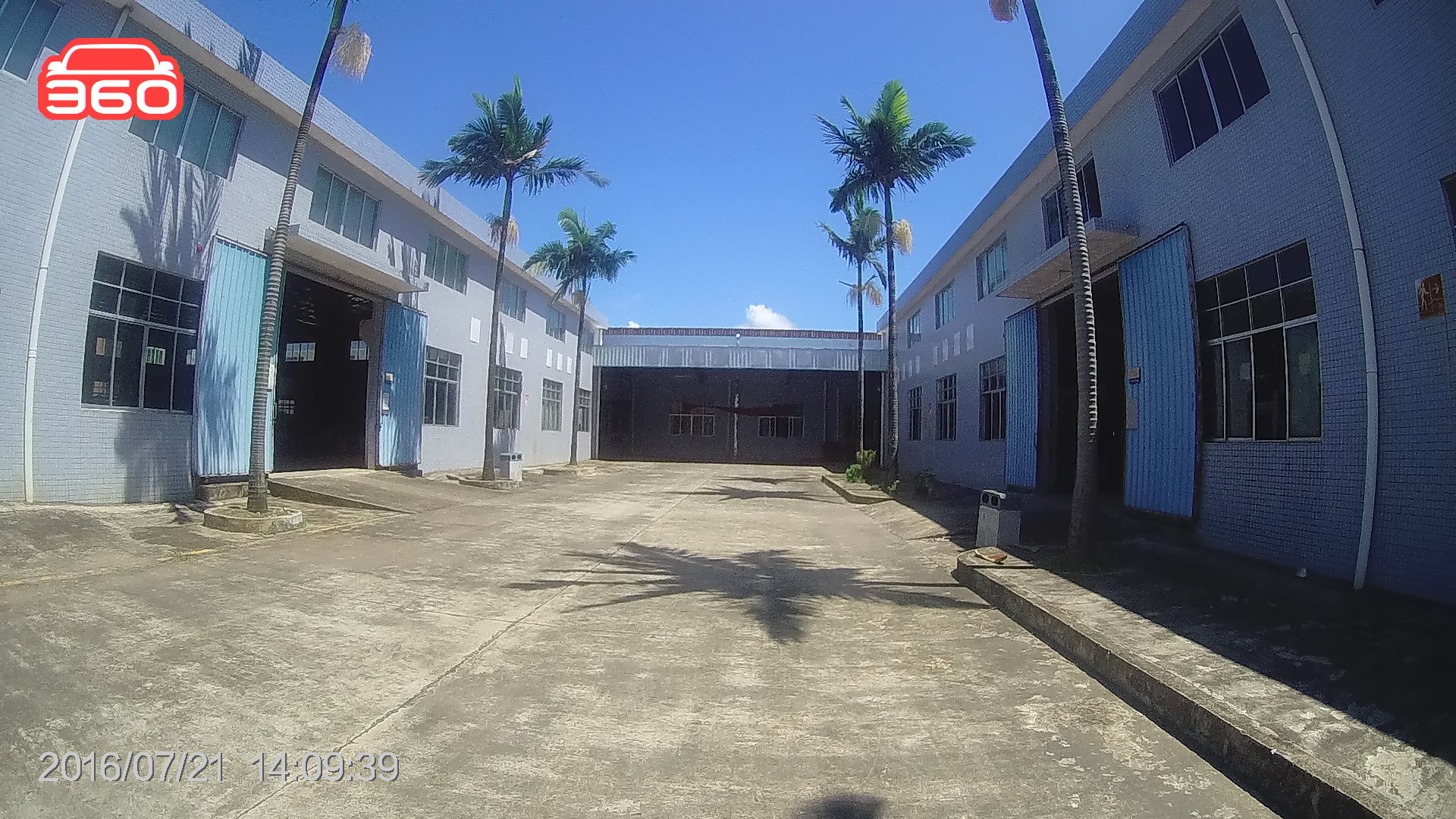 360行车记录仪有卡和无卡,360行车记录仪二代和一代的区别