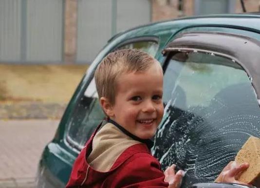 神奇的洗发水功效,洗发水有什么其他妙用