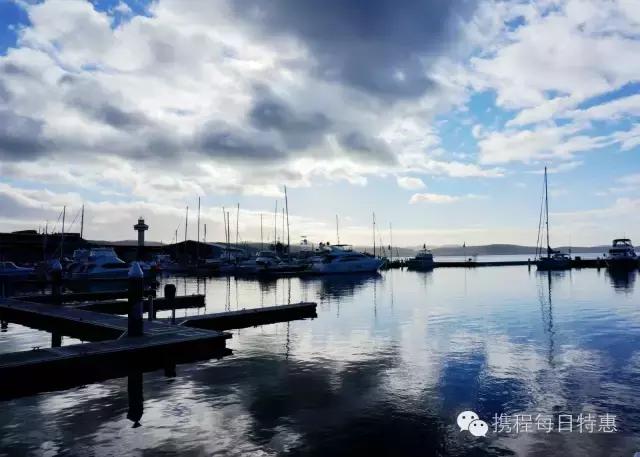 上海一套房子承包几座岛 (买一个有人居住的岛要多少钱)