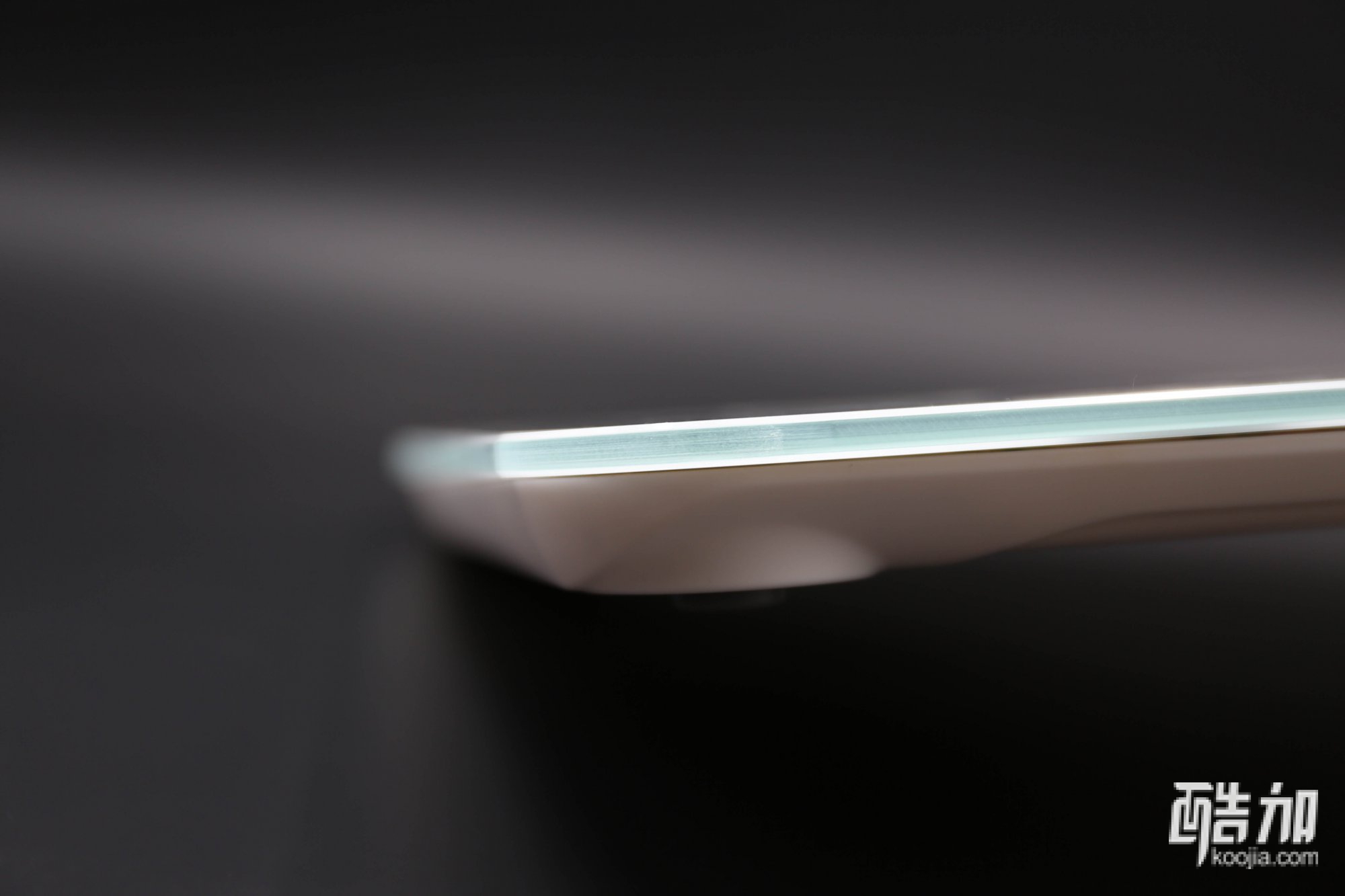 你脚下的健康小管家——香山智能体脂秤