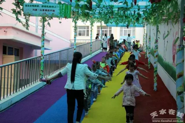 閲戝北闀囦紭璐ㄥ辜鍎垮洯,閲戝北闀囦腑蹇冨辜鍎垮洯