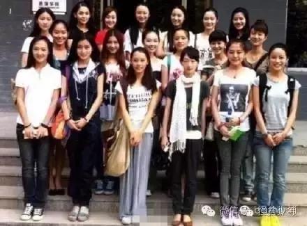 猜《余罪》傅老大是谁的男人？反正解冰是王凯背后的男人