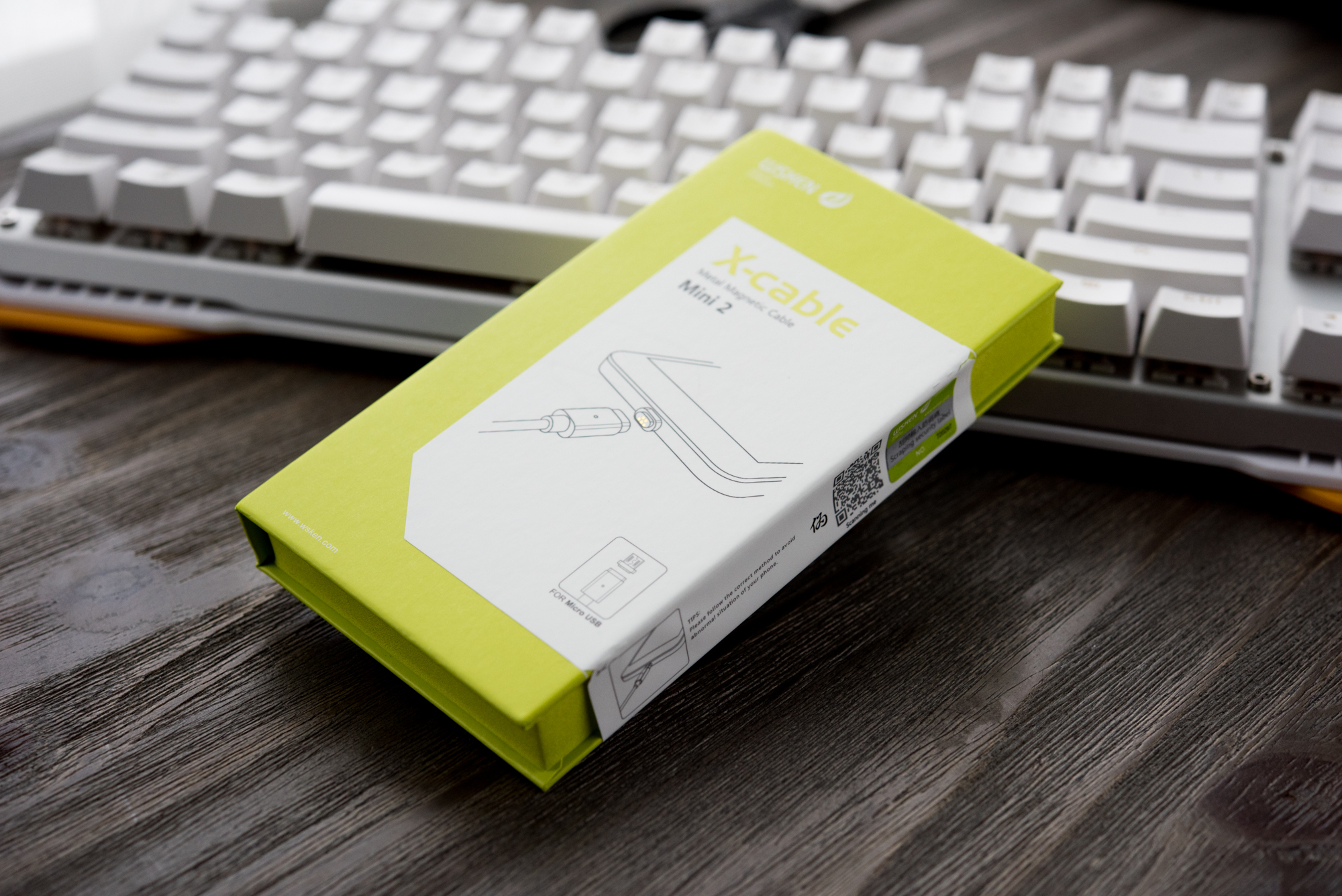 轻松插拔随心享受移动便利,轻松拔插座