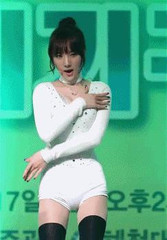 这个小吃货,萌哭了