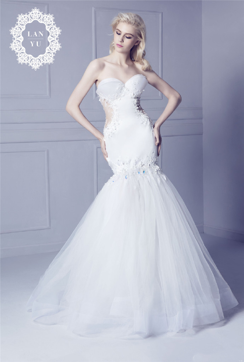 兰玉一年设计多少款婚纱,蓝玉设计过的婚纱