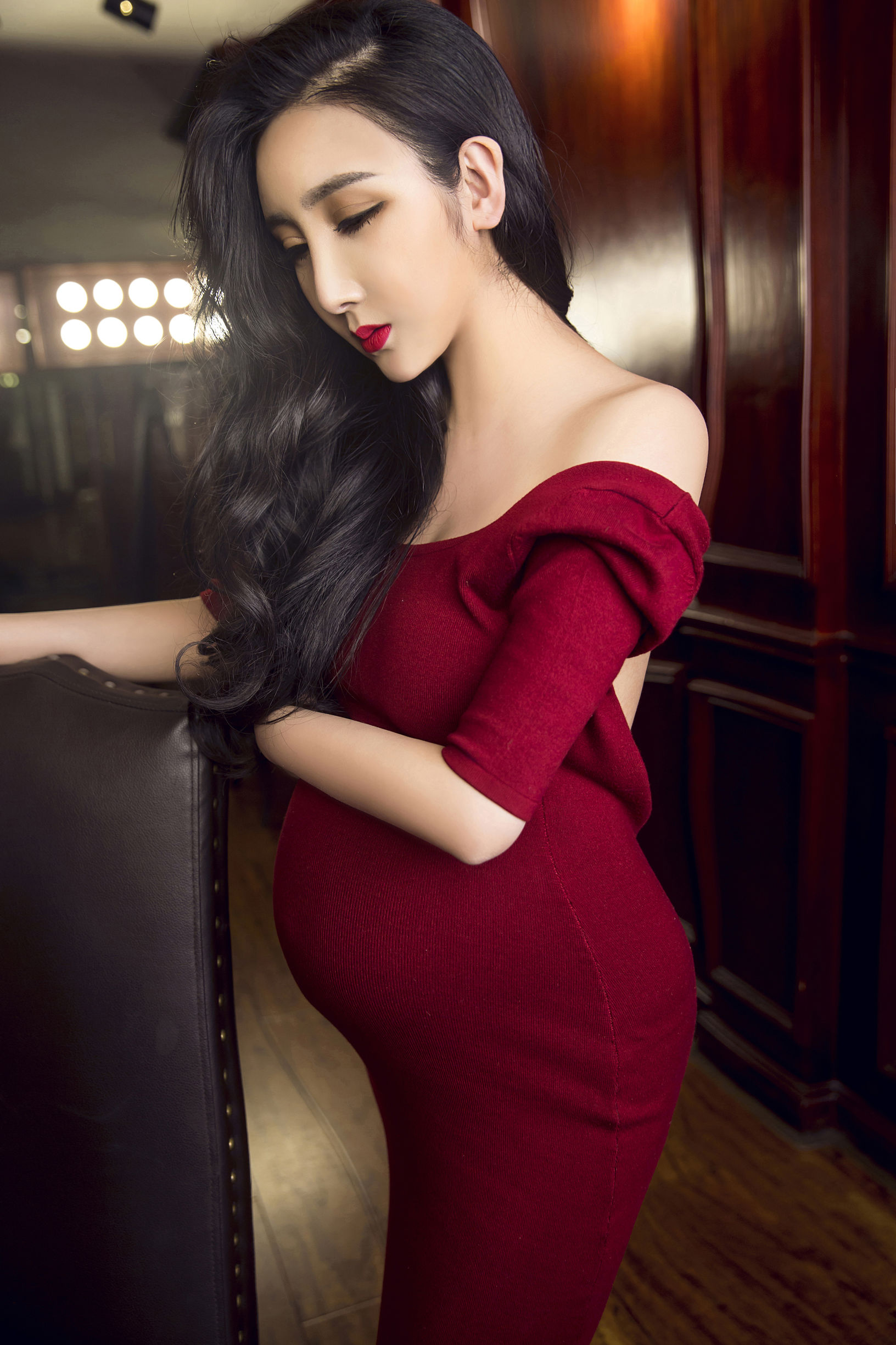 送给满月宝宝的视频,关于宝宝满月的照片