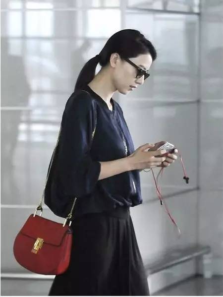 高圆圆合作包包,高圆圆范冰冰秀恩爱