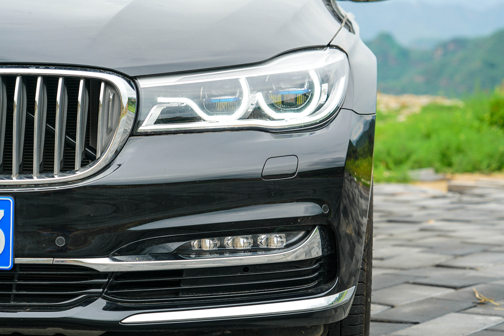 后排至上的它如何诠释驾驶乐趣体验BMW740Li