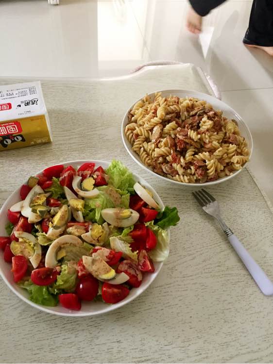 我和男朋友结婚半年了，生活当中我们俩就是谁有空谁下厨房